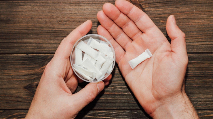 Fransa'da nikotin poşeti ve sakızı yasaklandı