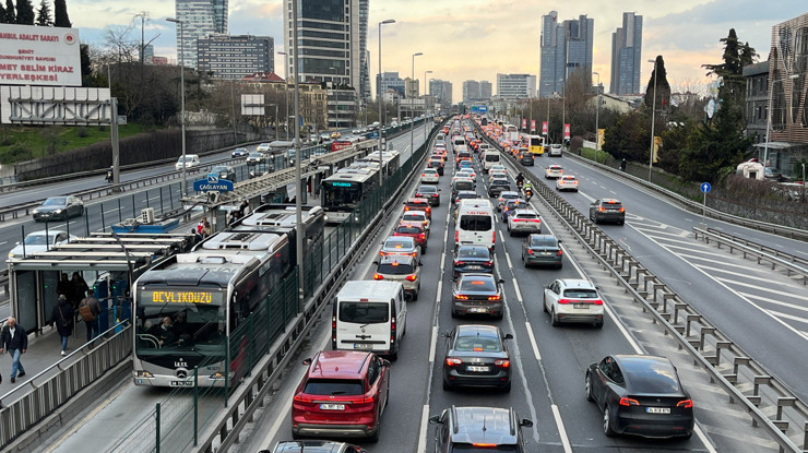 İstanbul’da toplu taşımada Türkiye Kart dönemi başlıyor