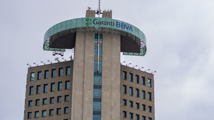 Garanti Bankası 353 milyon TL'lik alacak satışı gerçekleştirdi