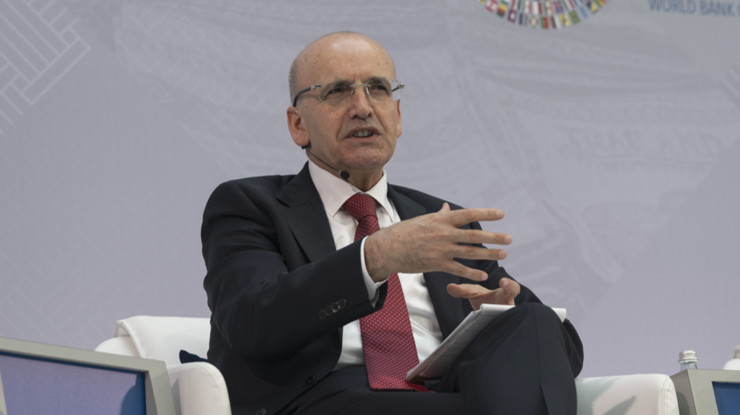 Şimşek: Şoklara rağmen dezenflasyon programına bağlıyız