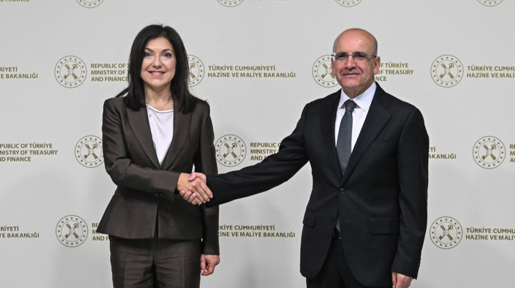 Şimşek, Almanya Ekonomi Bakanı ile görüştü: 'Üçüncü pazarlardaki ortaklığı güçlendirme' mesajı
