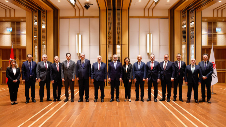 TCMB Başkanı Karahan, katılım bankalarıyla bir araya geldi