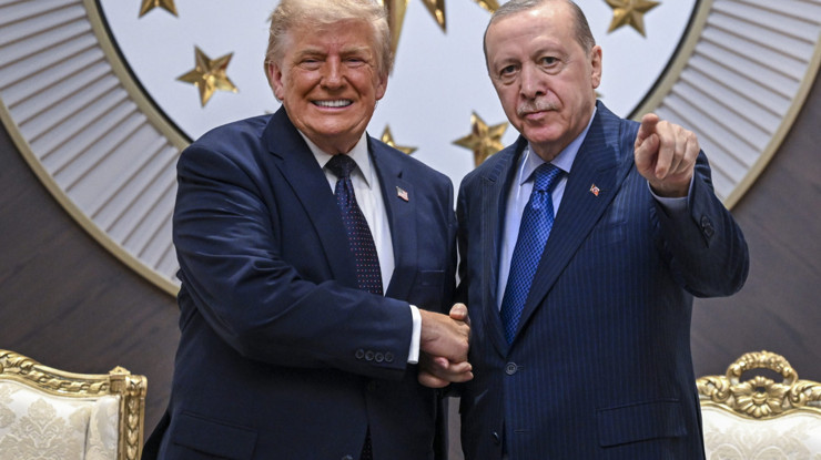 ABD Başkanı Trump Ankara'ya geldi: Erdoğan, havalimanında karşıladı