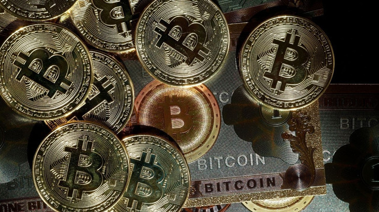 Bitcoin'de rüzgar tersine mi döndü? Dokuz günlük ralli bitti: Milyonlarca dolar çıktı