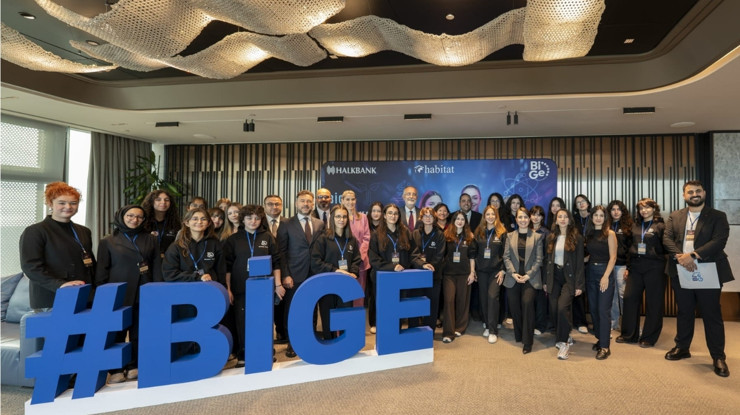 Halkbank BİGE’de ödüller ve müjdeler