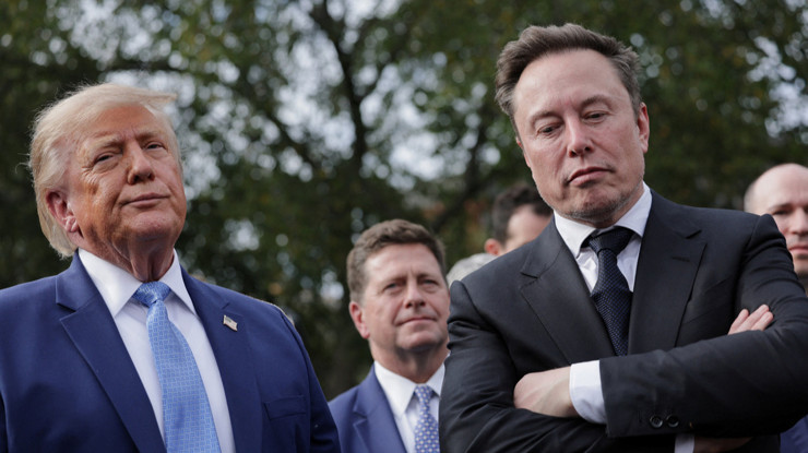 Musk'tan Trump'ın “süper zekâ” çıkışına destek: SpaceXAI'nin adı değişiyor