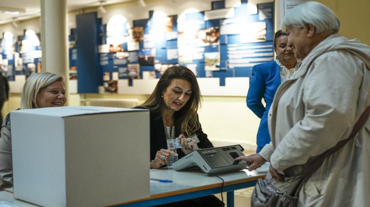 Bosna Hersek seçimlerinde ilk sonuçlar: Üç üyelikte de önde giden isimler belli oldu
