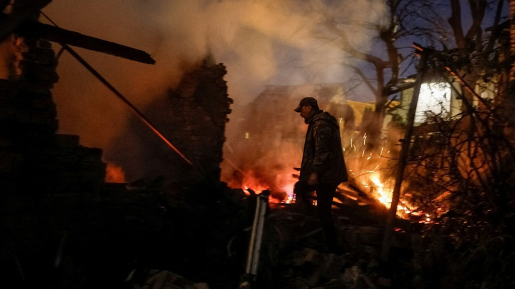 Zaporijya NGS'de alarm: İki tesis saldırıya uğradı