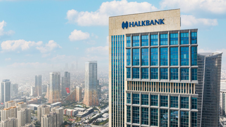 Halkbank'tan dijital hamle: Kredi ve kampanya bilgileri ChatGPT'de
