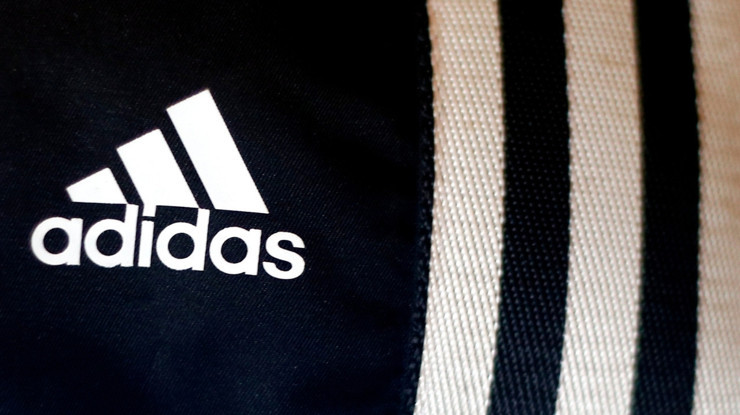 Adidas, çizgili kıyafetleri nedeniyle moda devine dava açtı! Üç çizgi mi, dört çizgi mi?