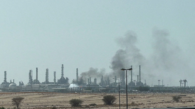 Husilerden Suudi Arabistan’a yeni füze saldırısı: 2 füze havada imha edildi