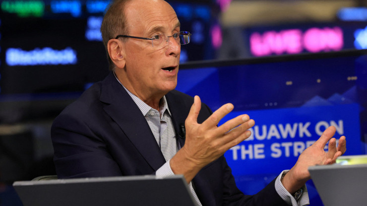 BlackRock CEO'su Fink'ten ABD için resesyon uyarısı: Veri merkezi yatırımlarına dikkat çekti