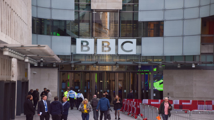 BBC'de büyük deprem: Kanallar kapanıyor, binlerce iş tehlikede