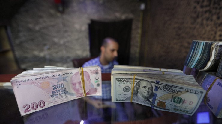 Yurt içi yerleşiklerin finansal yükümlülükleri ile varlıkları arasındaki fark arttı