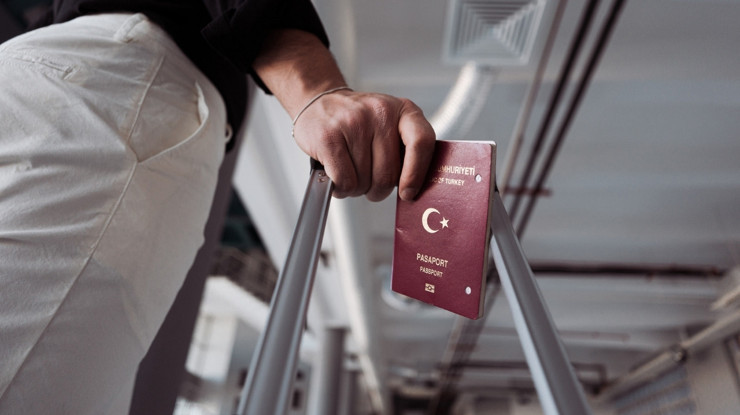 Türkiye'de üniversite mezunları en çok hangi ülkeye gidiyor? Beyin göçü oranı yüzde 2,2'ye çıktı