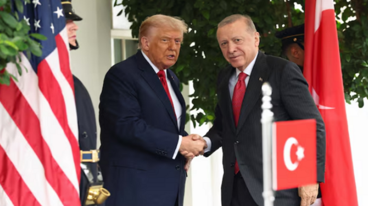 Trump'tan Cumhurbaşkanı Erdoğan'a zirve telefonu