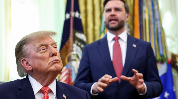 Trump'tan İran müzakereleri açıklaması: Vance iddiasını reddetti