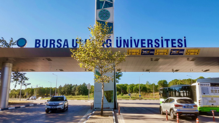 Bir üniversiteden HGS adımı: Araç girişleri paralı olacak, otopark geliri öğrencilere gidecek - Resim : 1