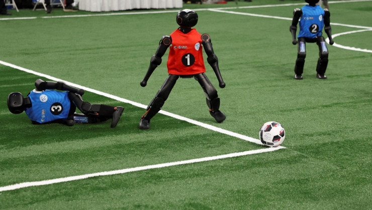 Dünya Robot Oyunları'nda ilginç anlar! Usian Bolt'u geçen de var, sedyelik olan da - Resim : 5