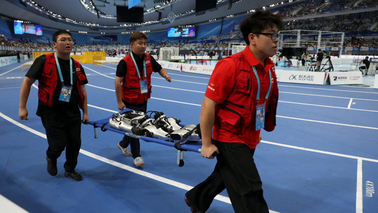 Dünya Robot Oyunları'nda ilginç anlar! Usian Bolt'u geçen de var, sedyelik olan da - Resim : 3
