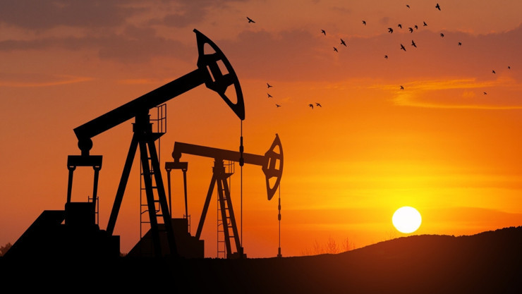 Hürmüz Boğazı'nda petrol akışı