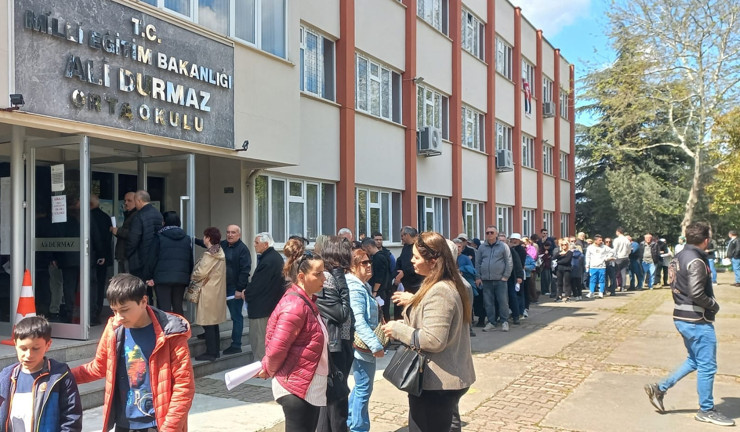 Bulgaristan sandık başında: 5 yılda 8. se&ccedil;im! G&ouml;zler T&uuml;rk se&ccedil;mende - Resim : 2