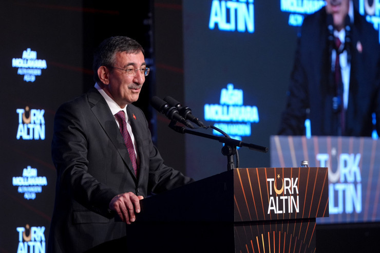5 yılda 17 ton altın, 2,5 milyar dolarlık katkı: Mollakara üretime başladı - Resim : 1