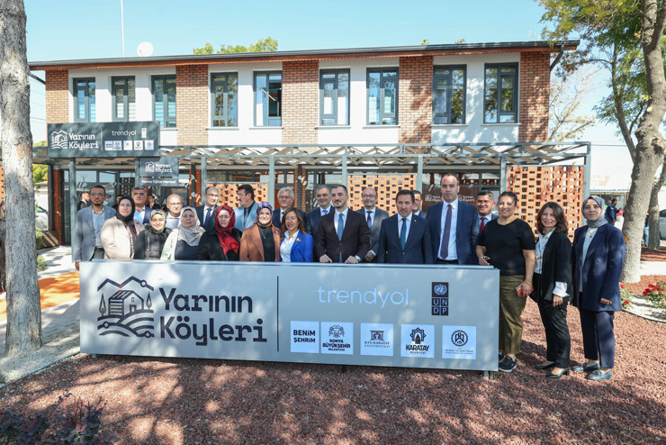 Yarının Köyleri Dijital Merkezi Konya'da Açıldı