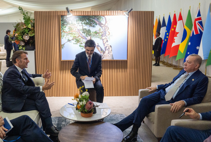 G20'de diplomasi trafiği: Cumhurbaşkanı Erdoğan, Macron ve Meloni ile görüştü - Resim : 1