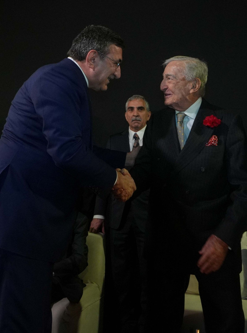 Siyaset ve iş dünyasının önemli isimleri Koç Holding'in 100'üncü yıl resepsiyonunda buluştu - Resim: 9