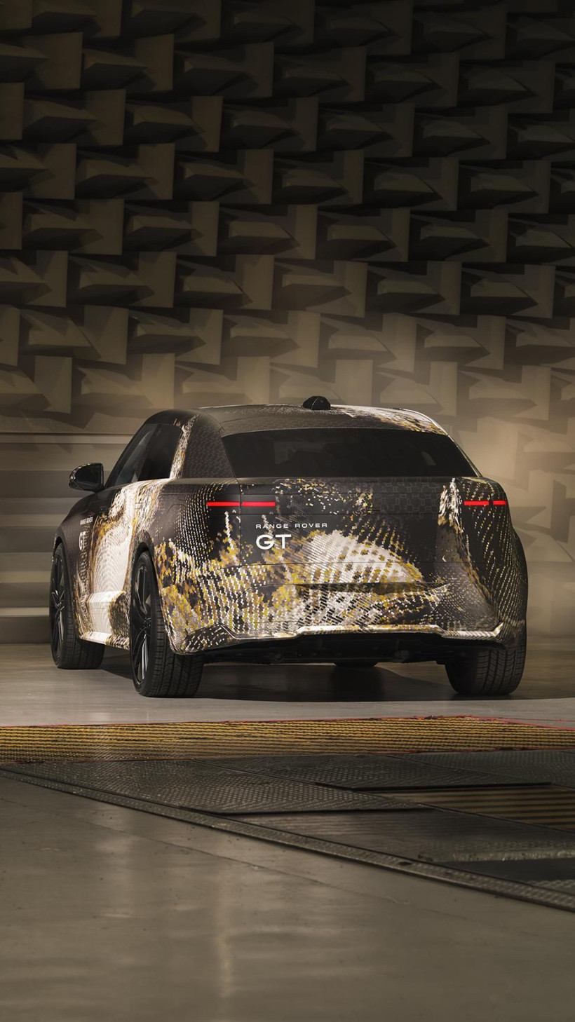 Range Rover'dan sürpriz hamle: İlk sedan benzeri elektrikli GT tanıtıldı - Resim: 9