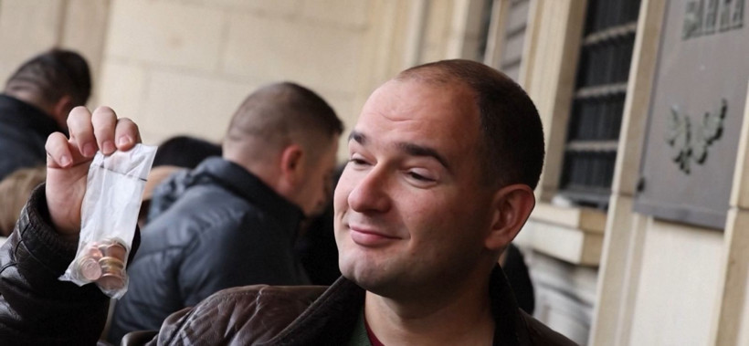 Bulgaristan Merkez Bankası'nın önünde madeni Euro kuyruğu - Resim: 6