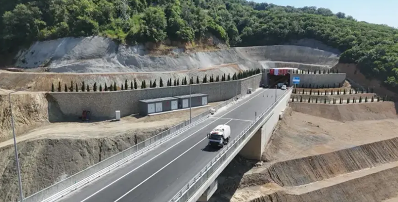 Yalova-Armutlu yolunda yeni dönem: Seyahat süresi yarıya indi - Resim: 4