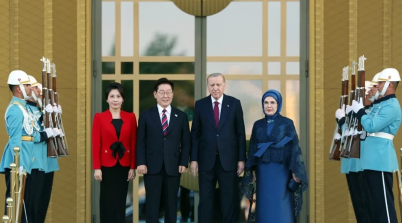 Ankara NATO Liderler Zirvesi'nden aile fotoğrafı: Erdoğan çifti liderlerle aynı karede! - Resim: 22