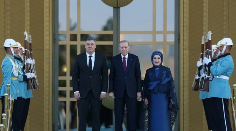 Ankara NATO Liderler Zirvesi'nden aile fotoğrafı: Erdoğan çifti liderlerle aynı karede! - Resim: 19