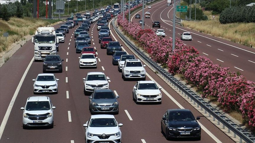 Bayramda yola çıkacaklar dikkat: Uzmanlardan yakıt tasarrufu için 7 öneri - Resim: 7