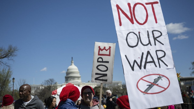 ABD'de Trump karşıtı "Krallara Hayır" gösterileri: Milyonlarca insan meydanları doldurdu - Resim: 14