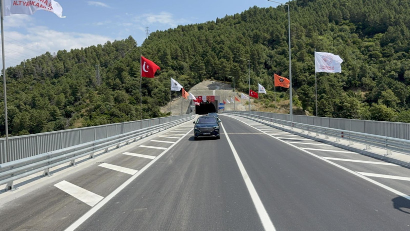 45 kilometrelik güzergah hizmete açıldı: 1 saatlik yol 30 dakikaya düşecek - Resim: 2