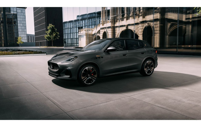 Maserati'den 100. yıla özel dev hamle: Yeni elektrikli ve hibrit modellerini tanıttı - Resim: 4