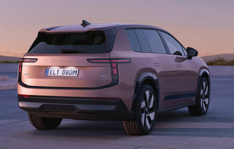 Skoda’nın en büyük SUV'u üretime girdi: 640 km menzil, 7 koltuk - Resim: 4