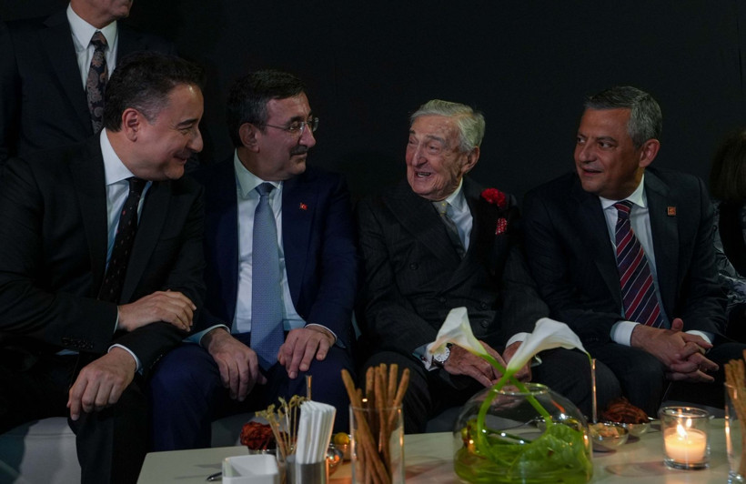 Siyaset ve iş dünyasının önemli isimleri Koç Holding'in 100'üncü yıl resepsiyonunda buluştu - Resim: 15