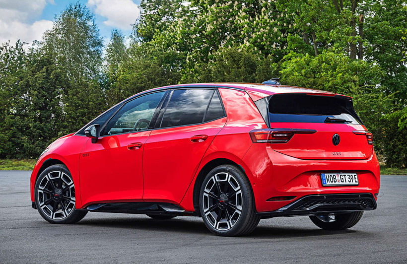 Volkswagen ID.3 GTI ortaya çıktı: 326 PS güç, 601 km menzil - Resim: 3
