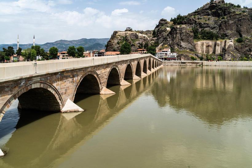 Türkiye'nin en yaşlı şehirleri ve en genç şehirleri - Resim: 7