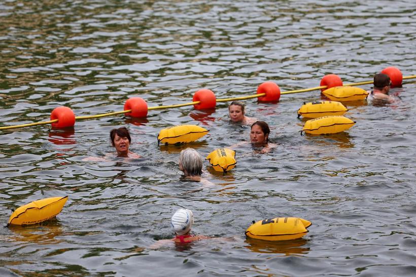 Paris’in kalbi Seine Nehri 100 yıl sonra yeniden yüzmeye açıldı - Resim: 4