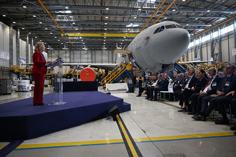 İspanya ile HÜRJET anlaşmasında imzalar atıldı: "Bu bir son değil başlangıç" - Resim: 5