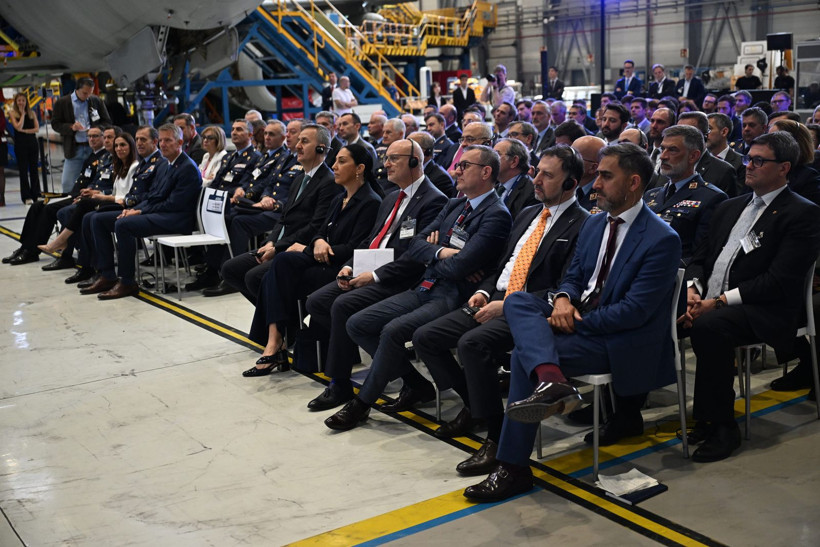 İspanya ile HÜRJET anlaşmasında imzalar atıldı: "Bu bir son değil başlangıç" - Resim: 6