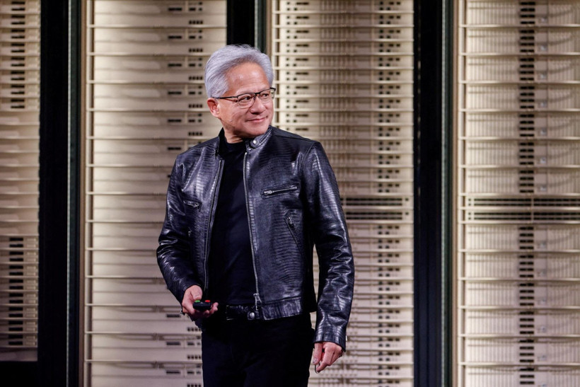 Bir deri ceket için servet ödediler! Nvidia CEO'sunun ikonik tarzı rekor kırdı - Resim: 2