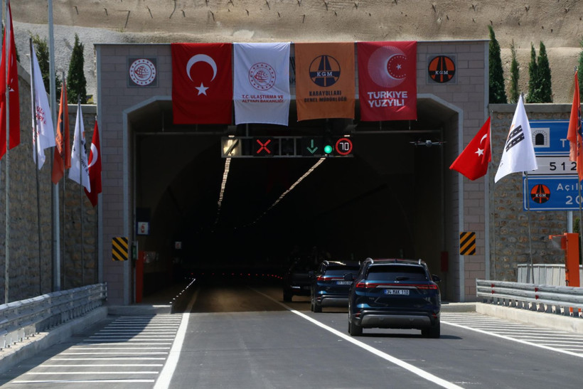 45 kilometrelik güzergah hizmete açıldı: 1 saatlik yol 30 dakikaya düşecek - Resim: 4