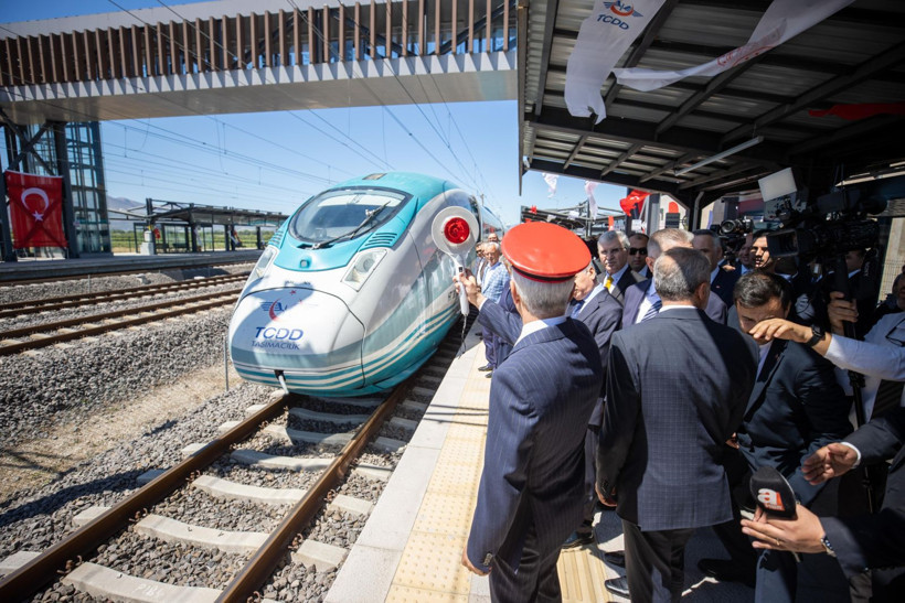 YHT hattında yeni dönem: Ankara-İstanbul yolculuğu 4 saatin altına inecek - Resim: 6