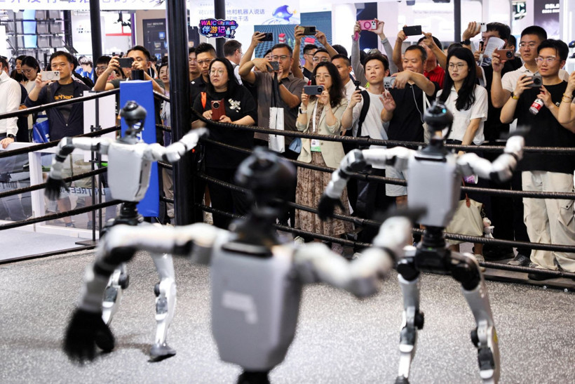 Borsada robot çılgınlığı! Hisseler ilk işlem gününde yüzde 542 yükseldi - Resim: 5